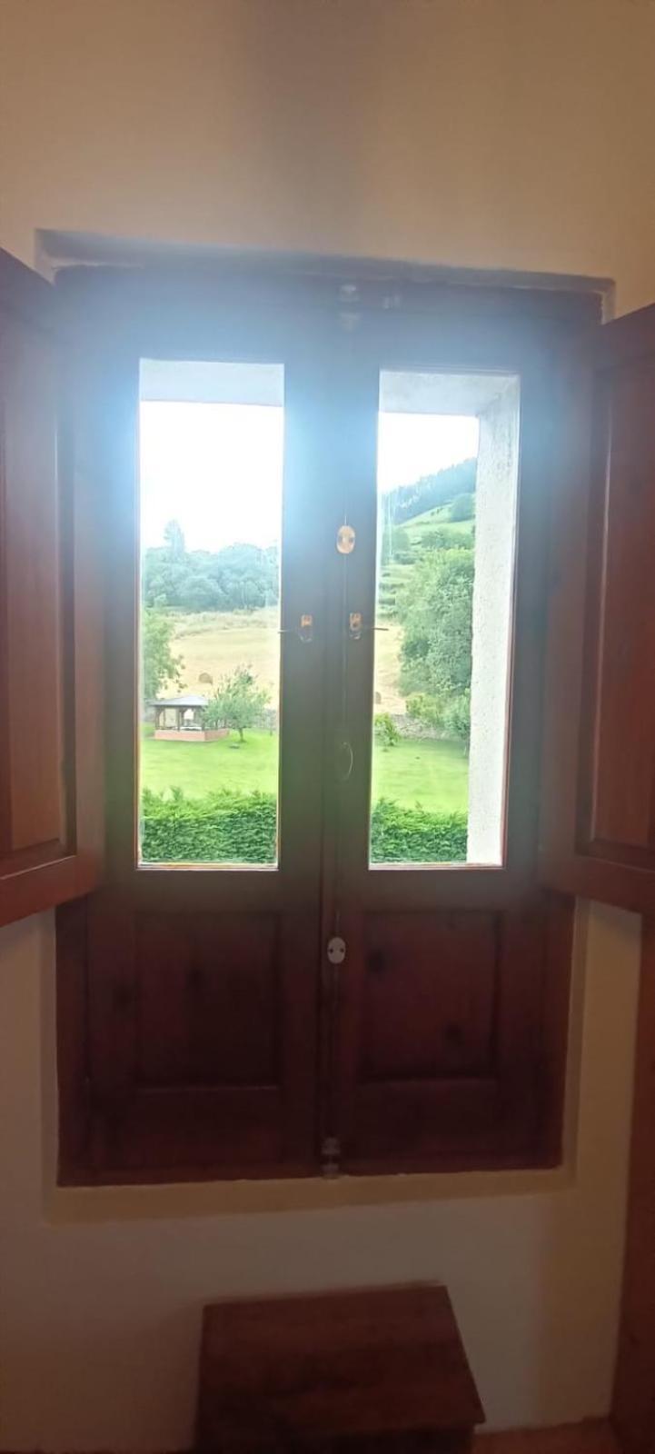 La Flor De Toranzo "Vive Los Valles Pasiegos" Prases Esterno foto